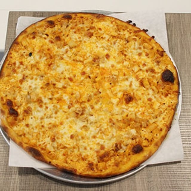 Buffalo Chicken Pizza (Small).