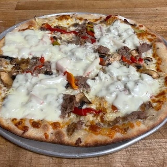Philly Cheesesteak Pizza (Large).