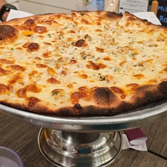 White Clam Pizza (Small).